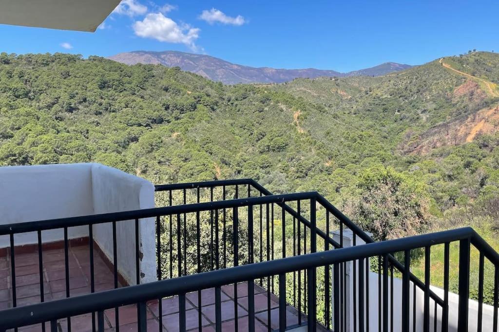 Апартаменты Atico Con Bonita Vista. En Urbanizacion Privada.! Эстепона Экстерьер фото
